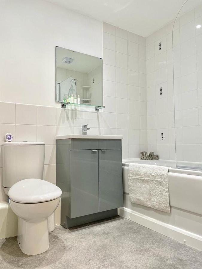 יורק 1 Merchants Gate - 2 Bedroom, City Apartment With Private Parking מראה חיצוני תמונה