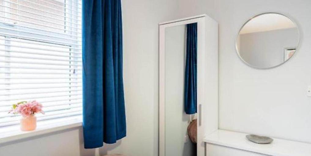 יורק 1 Merchants Gate - 2 Bedroom, City Apartment With Private Parking מראה חיצוני תמונה